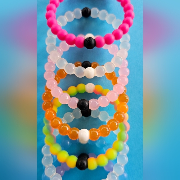 8 Lokai Bracelet Lot NWOT - Picture 7 of 9